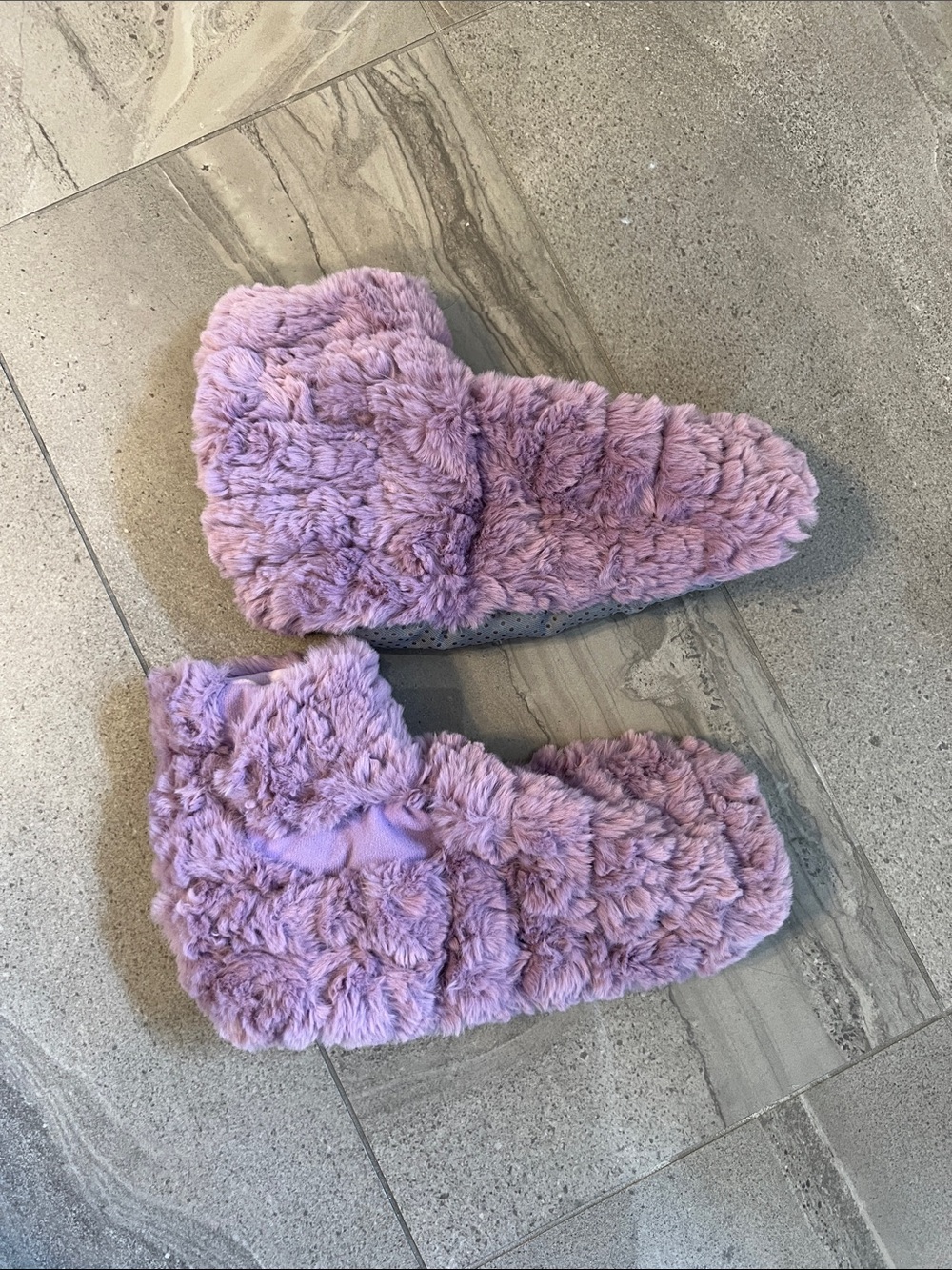 REVIX Hot/Cold Therapy Slippers